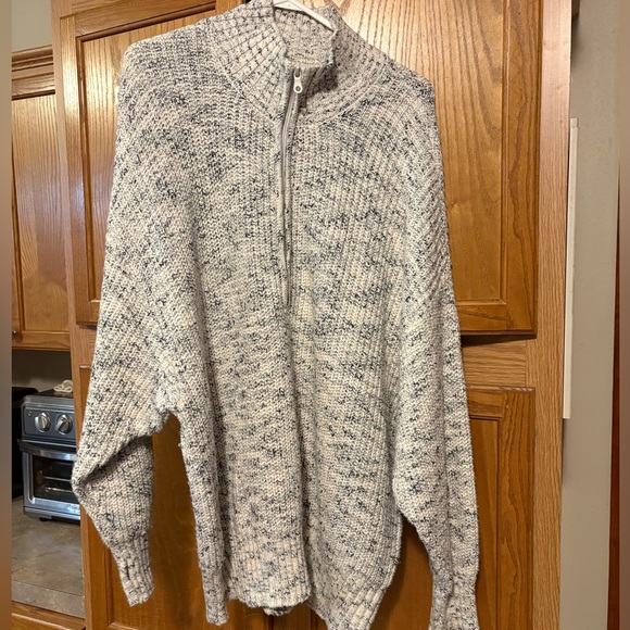 Offline by Aerie Chillside Quarter Zip Sweater - Picture 3 of 6